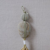 榊麻美植物研究所|石のお守り 二連