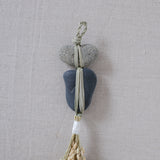 榊麻美植物研究所|石のお守り 二連