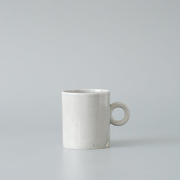 秀野真希｜マグカップ　小　グレー