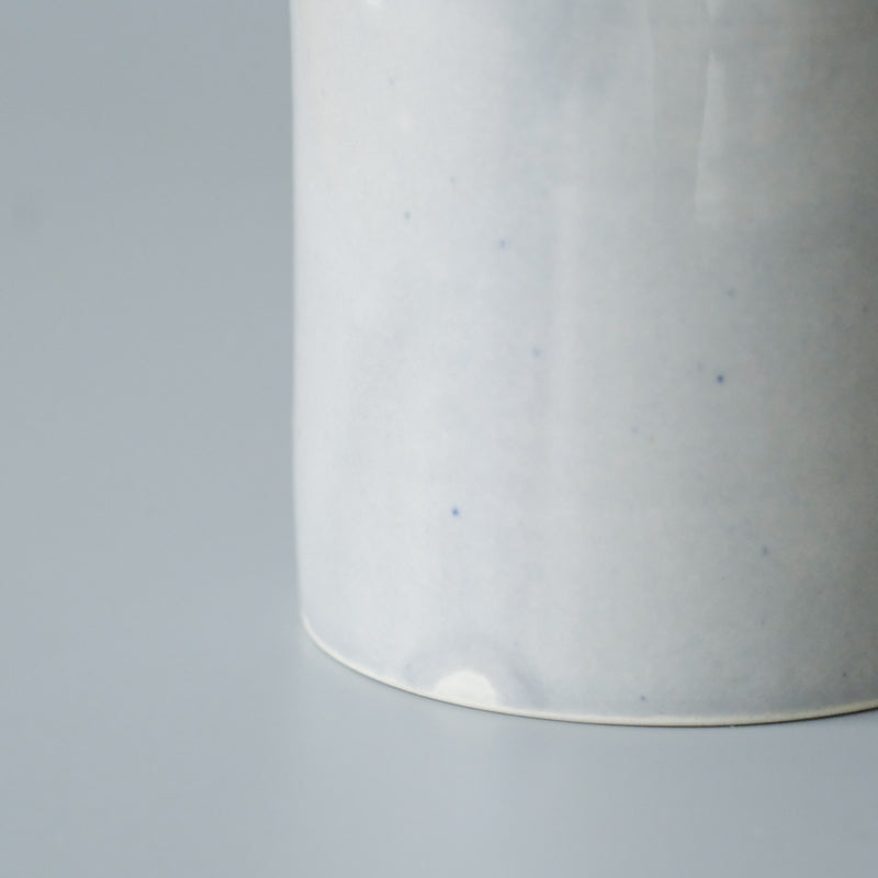 秀野真希｜マグカップ　小　グレー