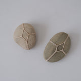 榊麻美植物研究所｜石の置物