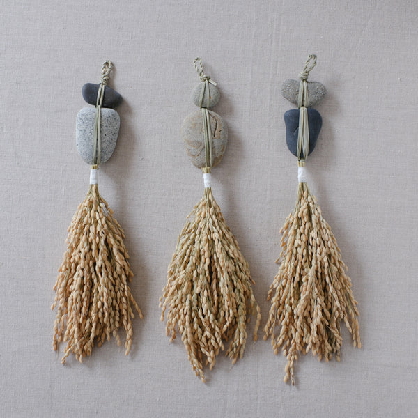 榊麻美植物研究所｜石のお守り　二連