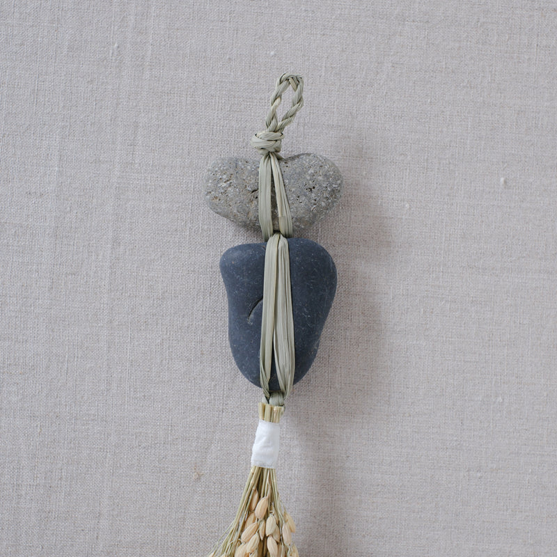 榊麻美植物研究所｜石のお守り　二連