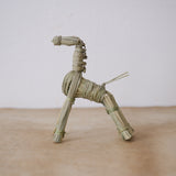 榊麻美植物研究所｜馬の置き飾り