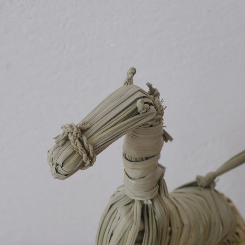 榊麻美植物研究所｜馬の置き飾り