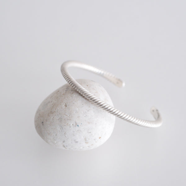 nibi｜nezu　Bangle
