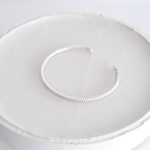 nibi｜nezu　Bangle