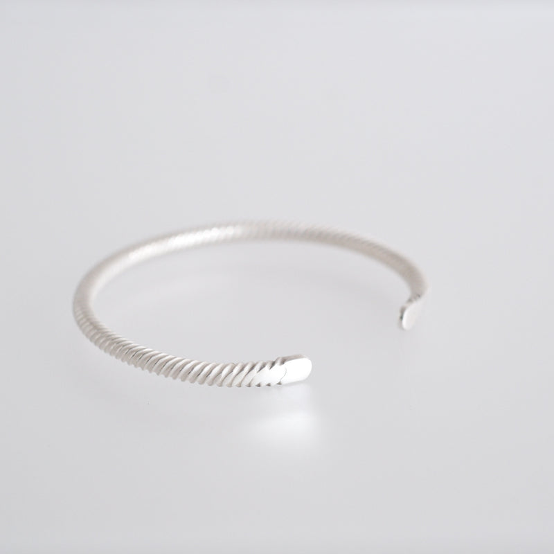 nibi｜nezu　Bangle